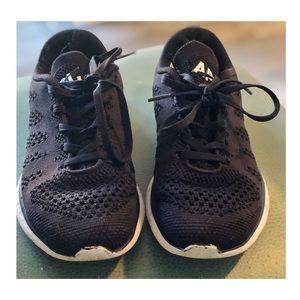 Techloom Pro Athletic Sneaker